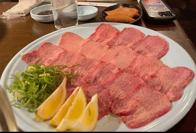 炭火焼肉 七輪 池田店 - サブ画像1