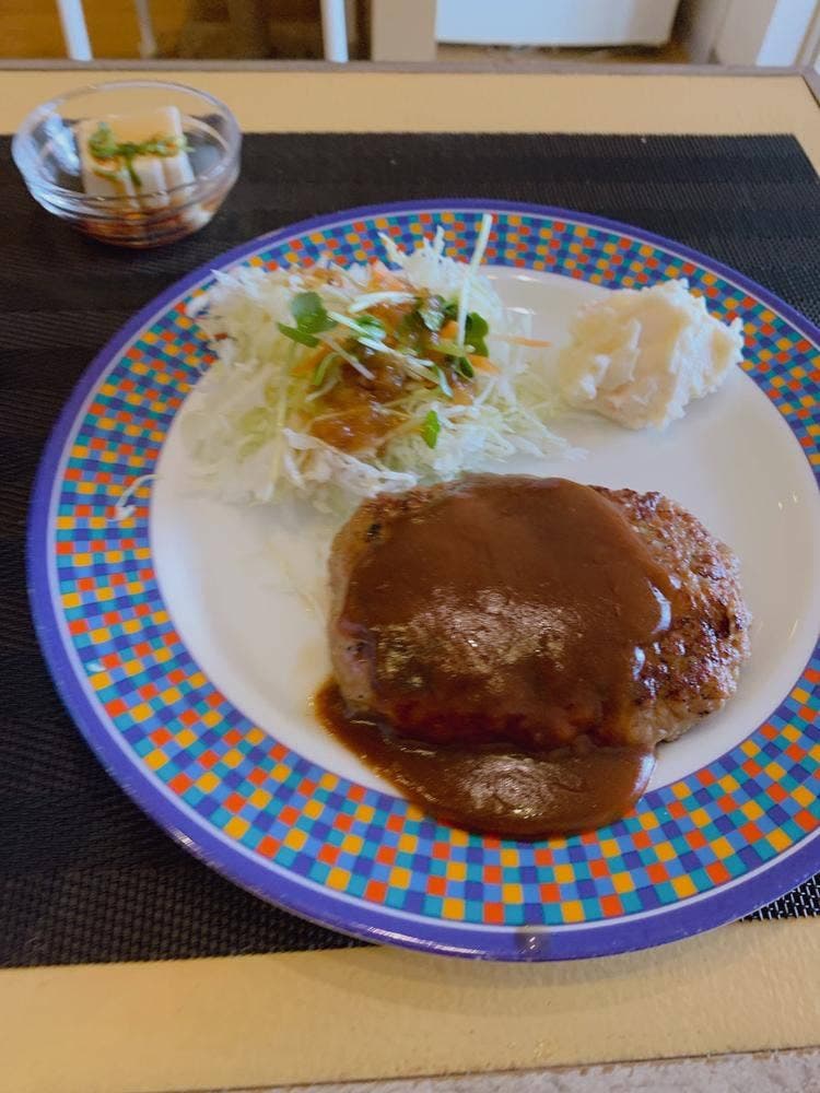 バイオレット