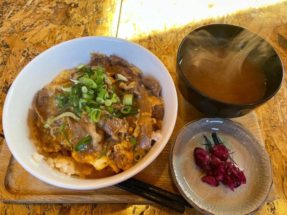 ござれ食堂