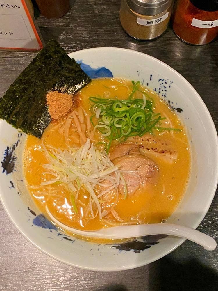 鶏そば 三歩一