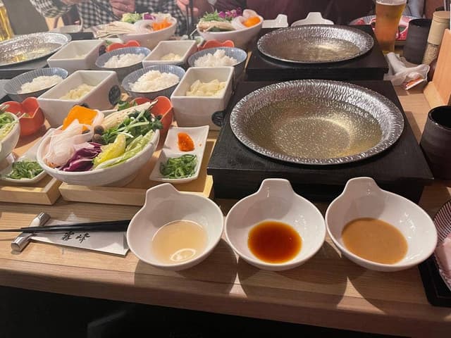 宮崎しゃぶしゃぶ 霧峰 大阪店 - サブ画像3