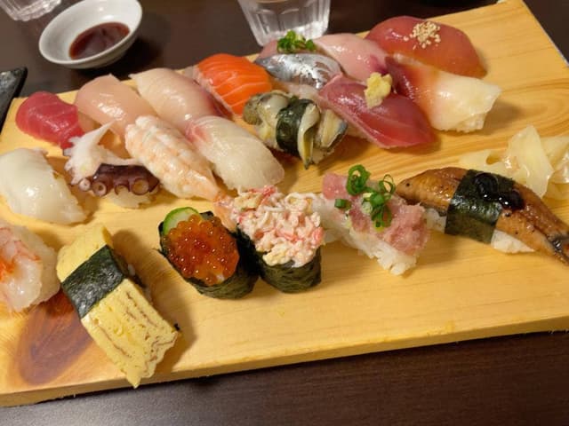 魚屋直営すし食堂 魚まる 前島店 - サブ画像2
