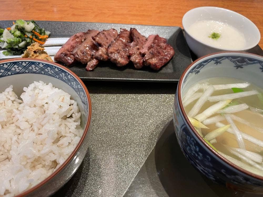 伊達の牛たん本舗 仙台駅1階tekuteせんだい店