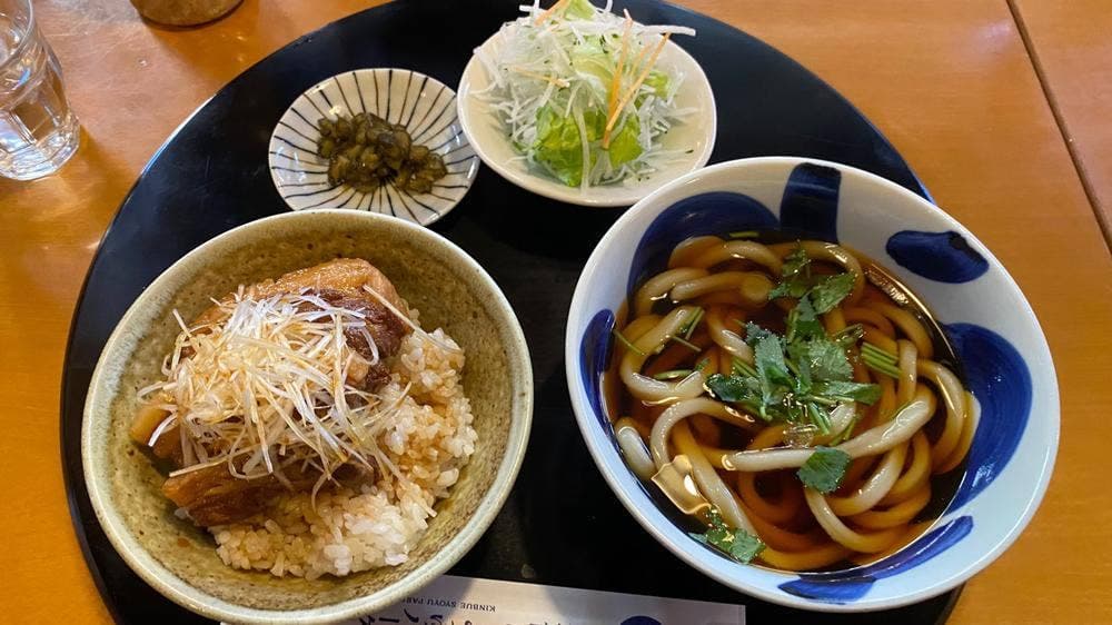 うんとん処春夏秋冬