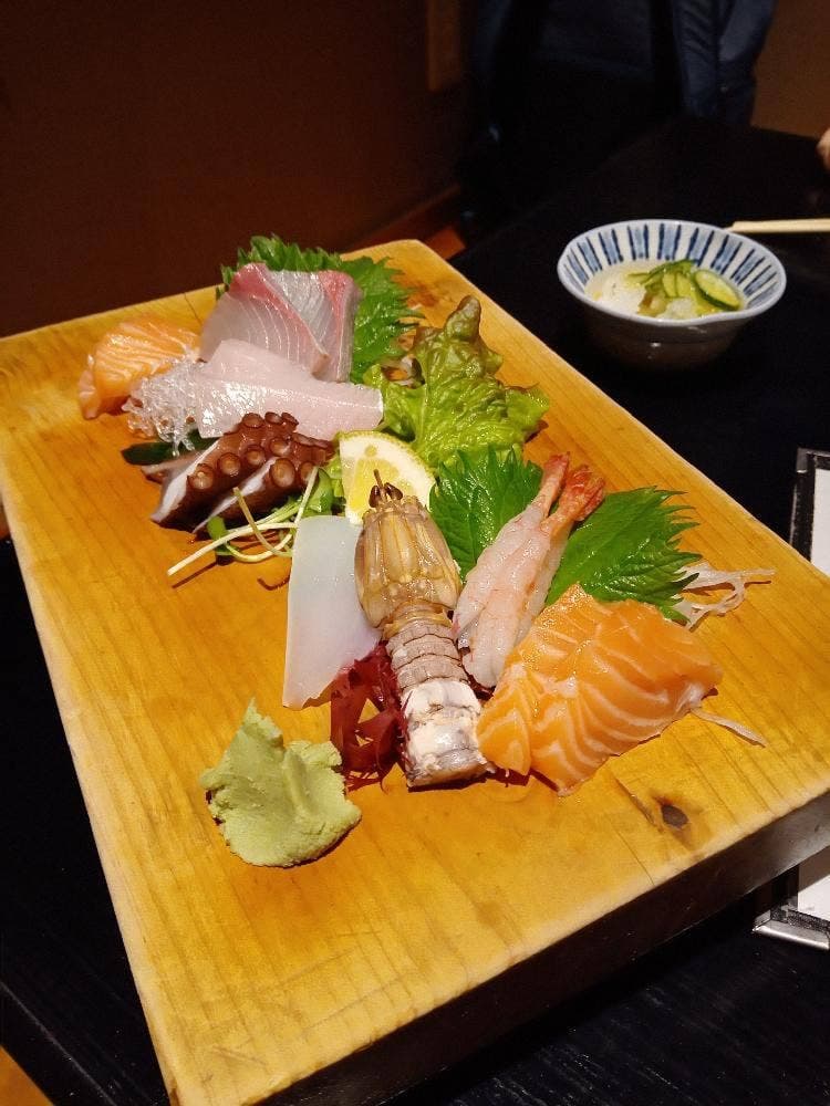 とりのす