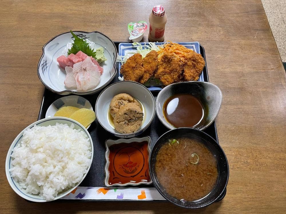 すしかつ