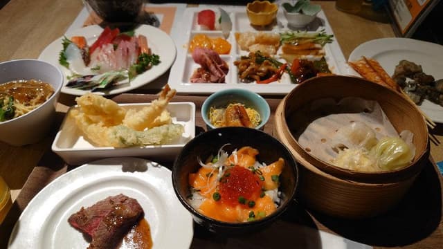 Buffet KOHAKU 宮若虎の湯 - サブ画像1