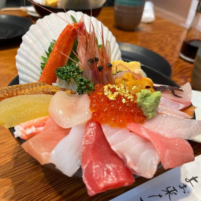 山さん寿司 本店 - サブ画像1