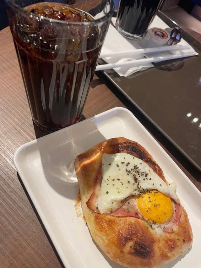 サンマルクカフェ+R 新宿西口駅前店 - サブ画像2