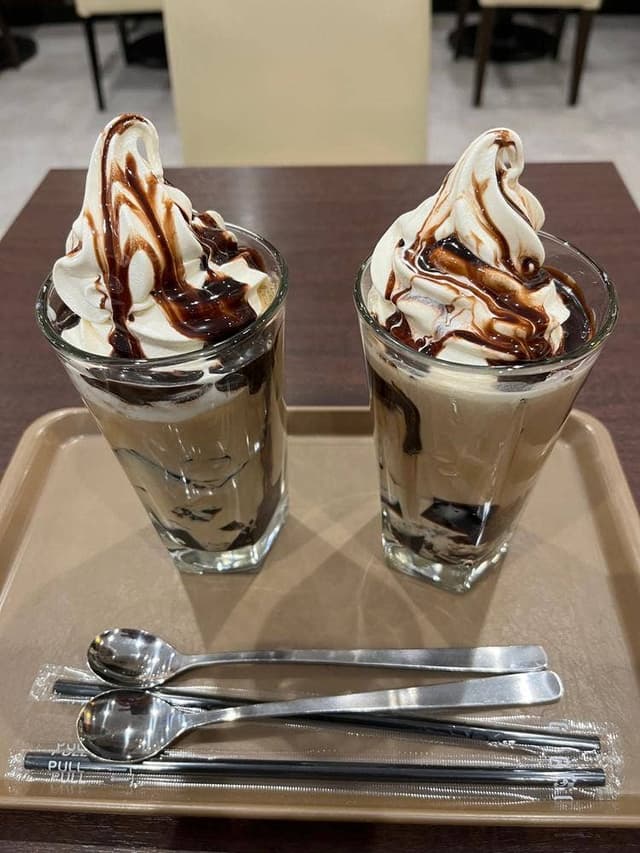 ホリーズカフェ 堺筋本町店 - サブ画像1
