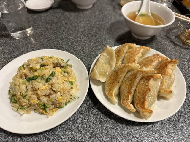 天鴻餃子房 飯田橋駅前店 - サブ画像3