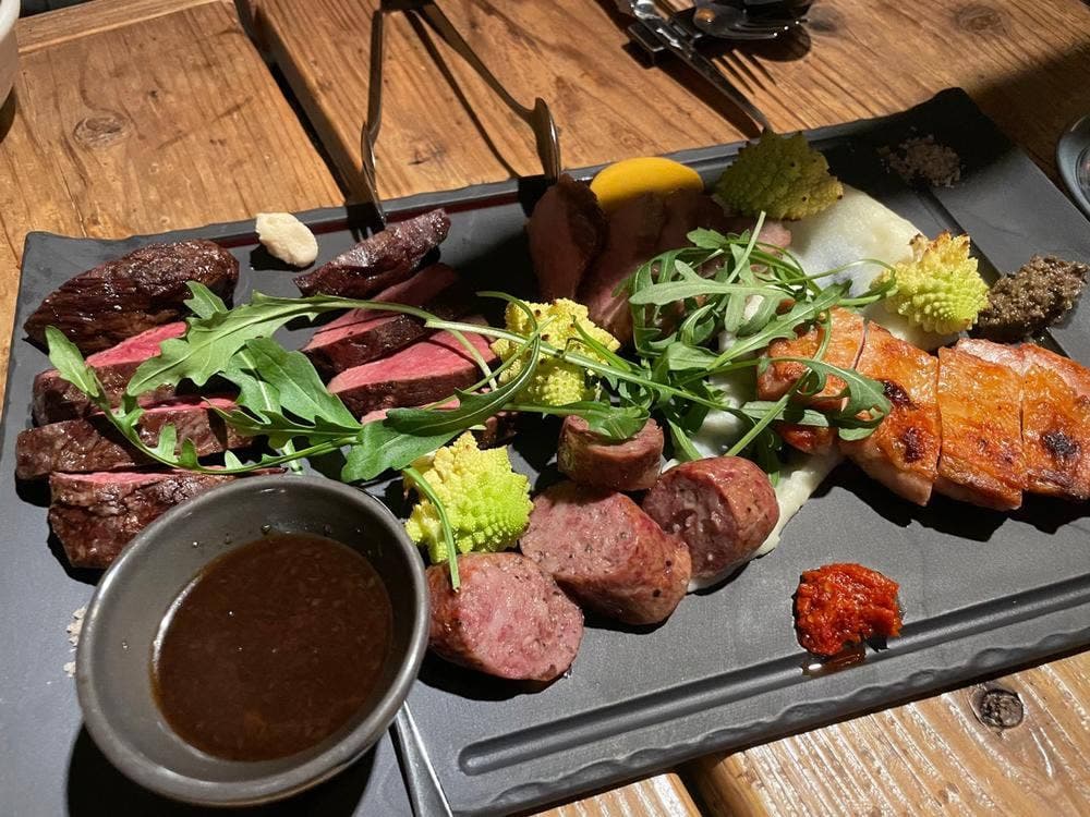 GRINHOUSE Daily dining