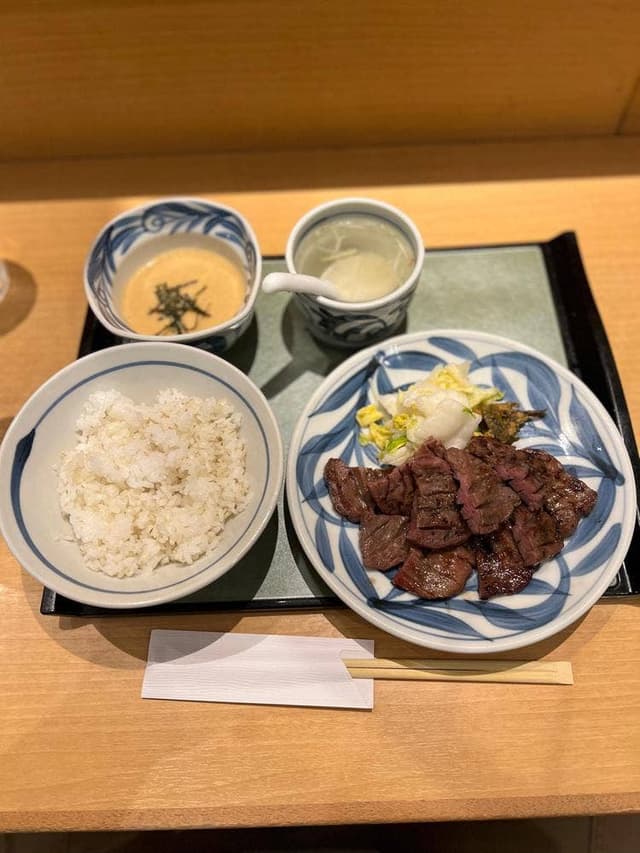 牛たんと和牛焼き 青葉 船橋東武店 - サブ画像1