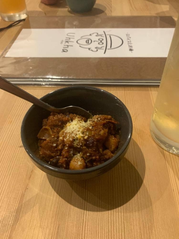 スパイスとお酒Uhkha 博多店