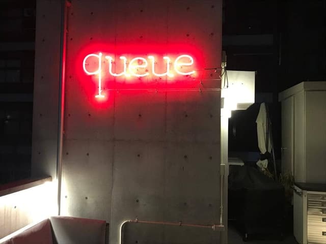 queue CAFE & ROOFTOP BAR - サブ画像1