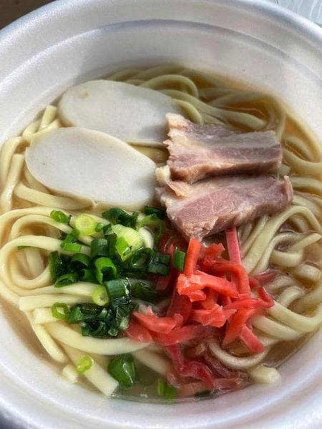 沖縄そば うちなーすばヤージ小 - サブ画像3