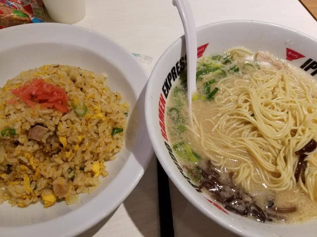 RAMEN EXPRESS 博多 一風堂 ららぽーと愛知東郷店 - サブ画像3