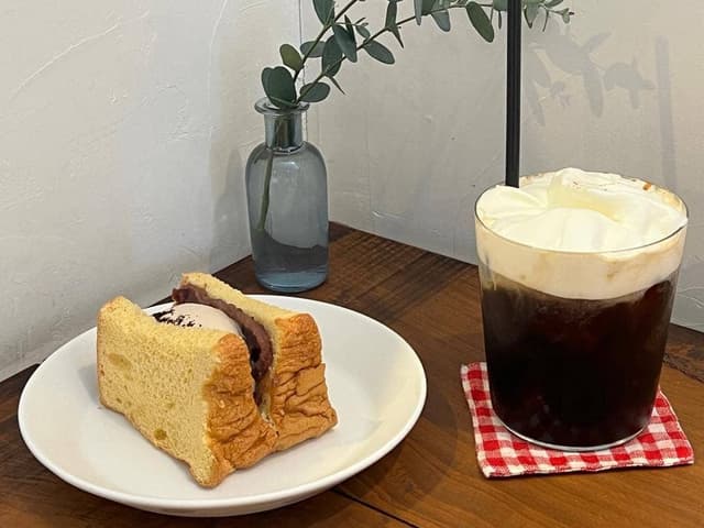 月と群青と珈琲と - サブ画像2