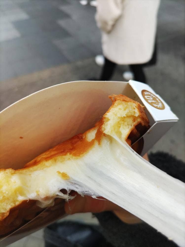 大王チーズ10円パン＆チョコチュロス 道頓堀店