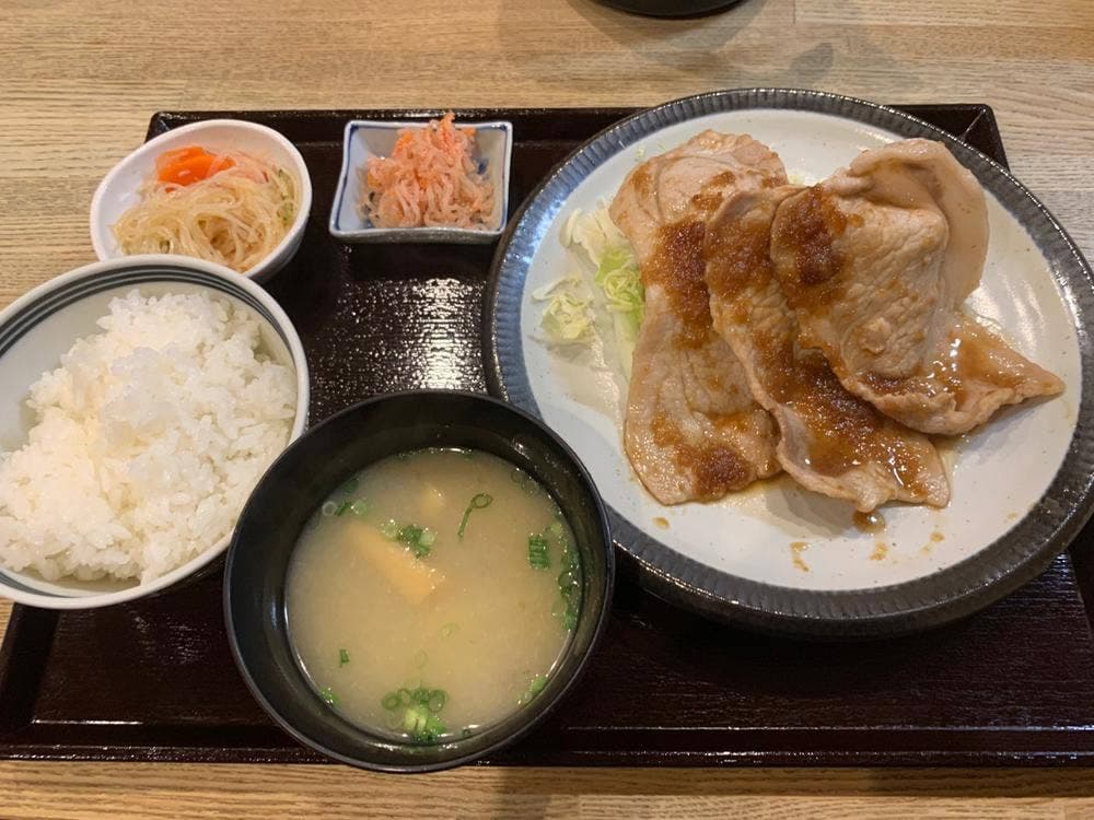 飯と酒 もがみ食堂