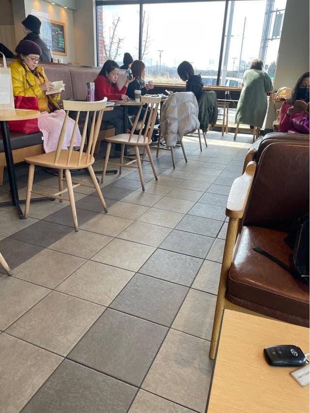 スターバックス コーヒー 神戸上津台店 - サブ画像1