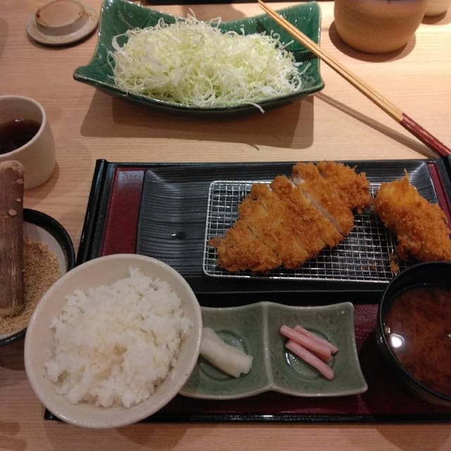 とんかつ新宿さぼてん イオンモール幕張新都心店 - サブ画像1