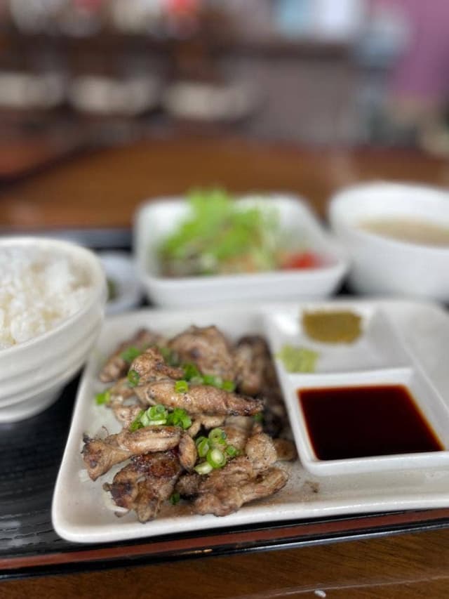 地鶏やきとり おしどり。 天理インター店 - サブ画像1