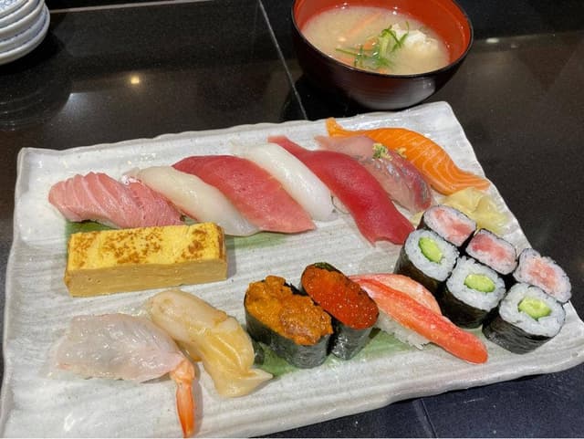 沼津 魚がし鮨 丸ビル店 - サブ画像3