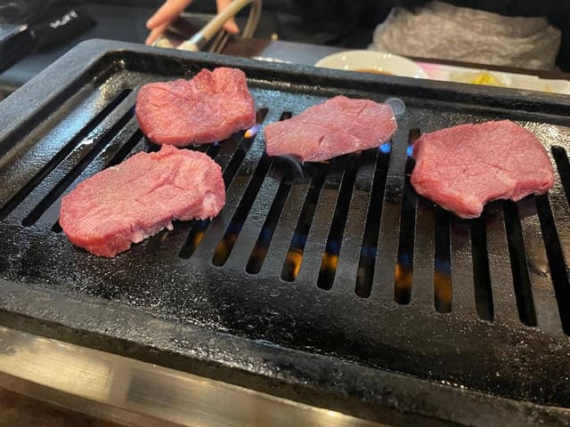 焼肉味園 江坂駅前店 - サブ画像1
