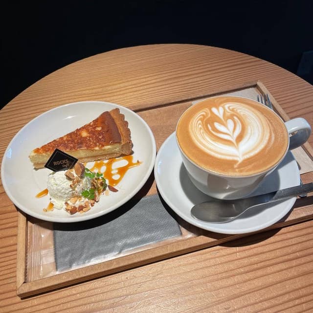 ROCKS Cafe - サブ画像1