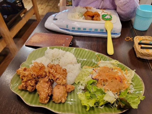 プラレールが走るカフェ 子鉄 - サブ画像1