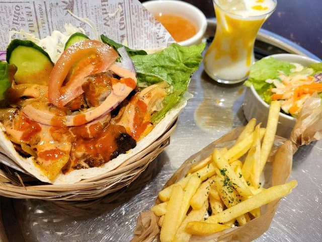 ティッカ ナン&カレー&ケバブ - サブ画像3