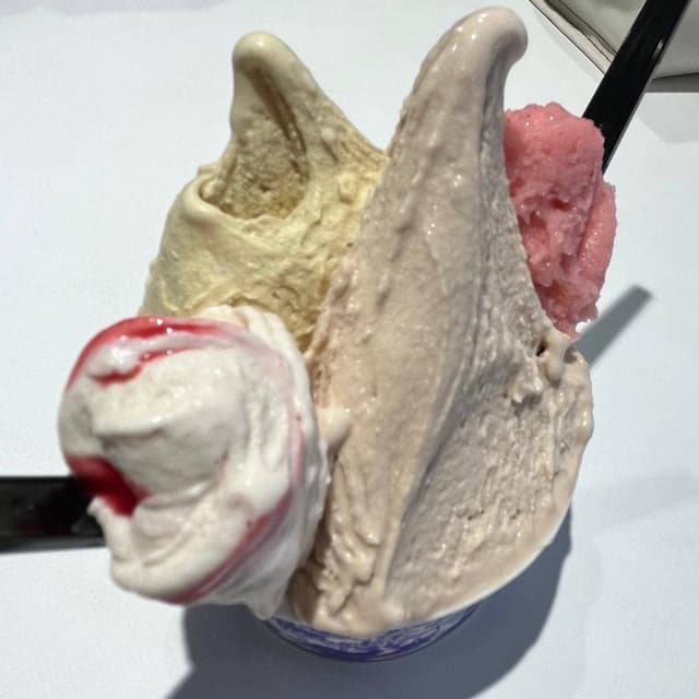 Gelateria Azzurro - サブ画像3