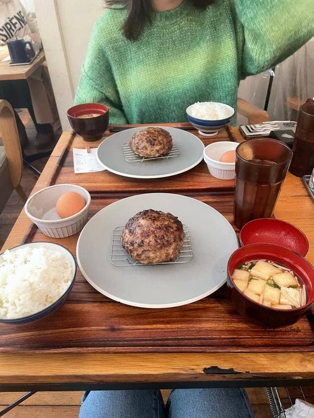 挽き肉のトリコ 栄本店 - サブ画像1