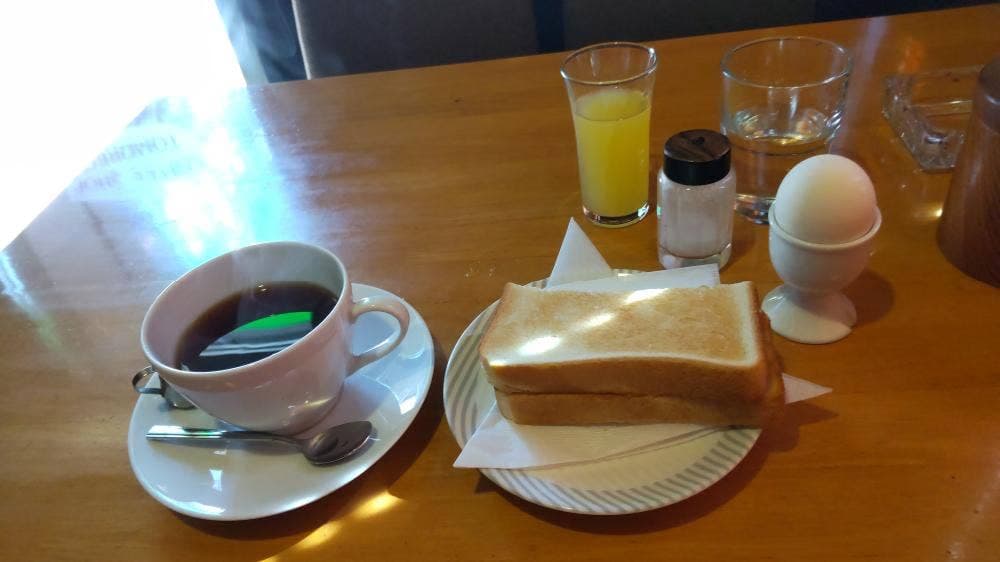 トゥモロー