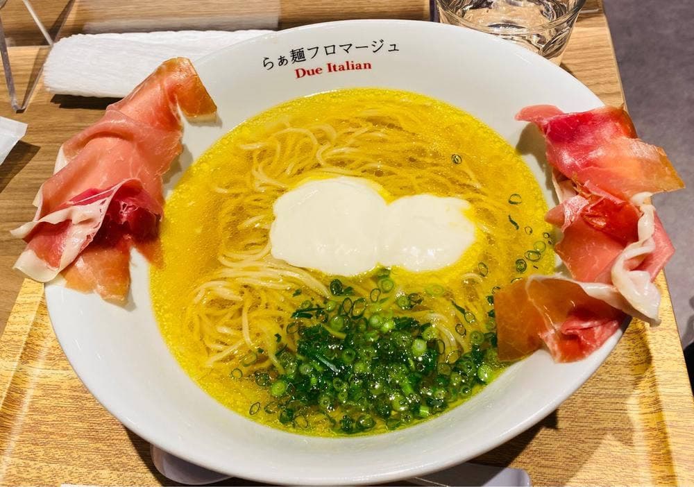 らぁ麺フロマージュ Due Italian パレットくもじ店