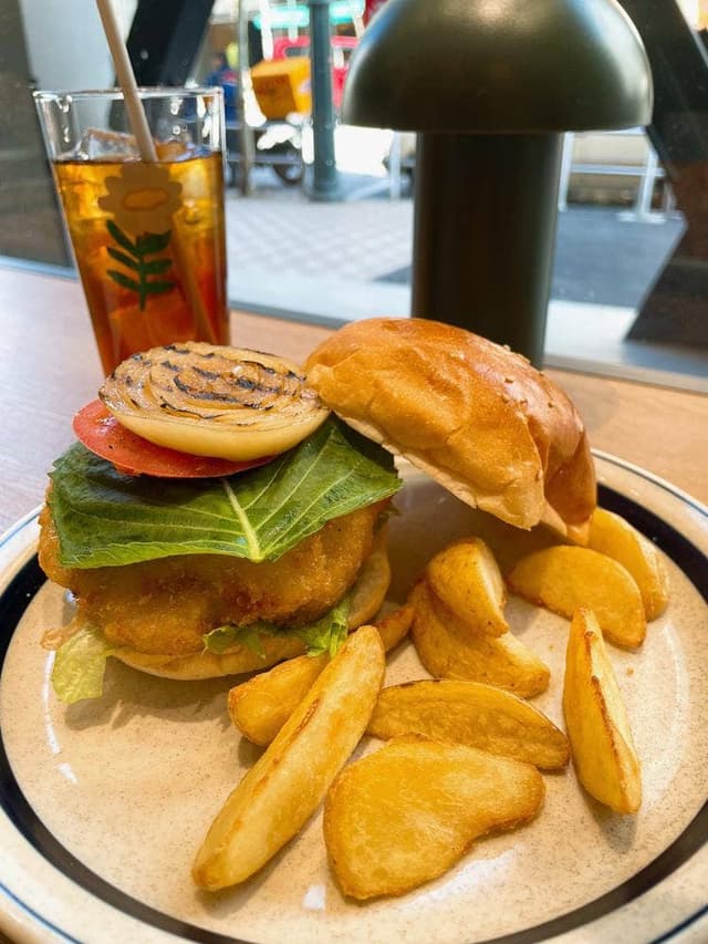 ビストロ酒場 T4 KITCHEN 渋谷店 - サブ画像1