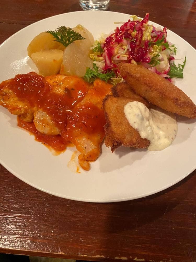 洋食屋 プラムクリーク