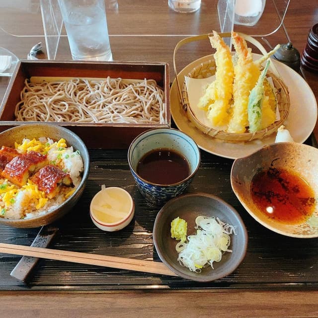 蕎麦と和食 驚 - サブ画像1