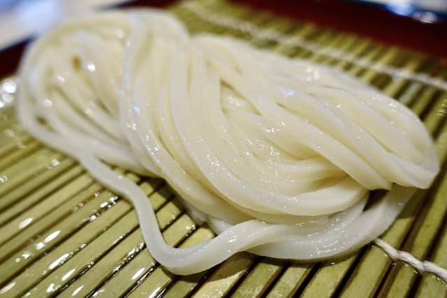 手打ち釜揚げうどん ふぅふー亭 湯里店 - サブ画像2