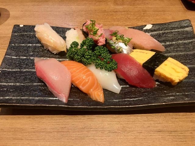 もりもり寿し 藤江店 - サブ画像3