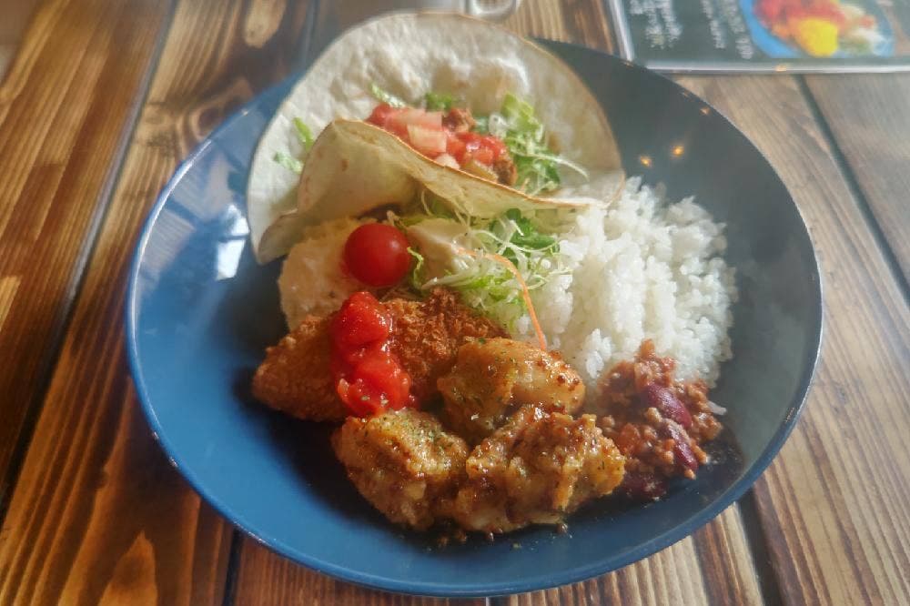 PUBLIC HOUSE Ritz
