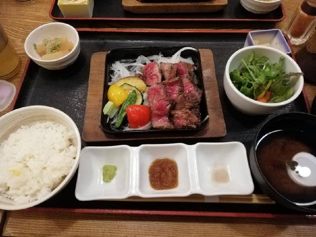 宮崎料理 万作 - サブ画像2