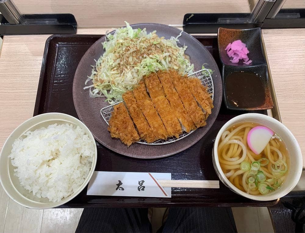 カツと麺の店 太呂 菖蒲庵 本店