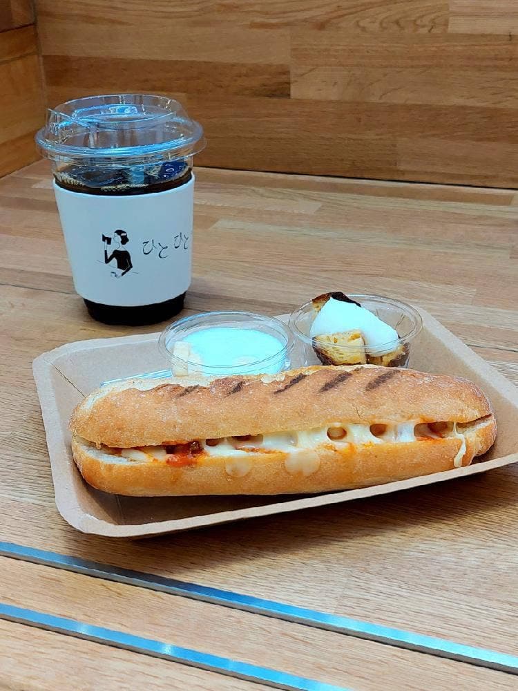 ひとひとCAFE