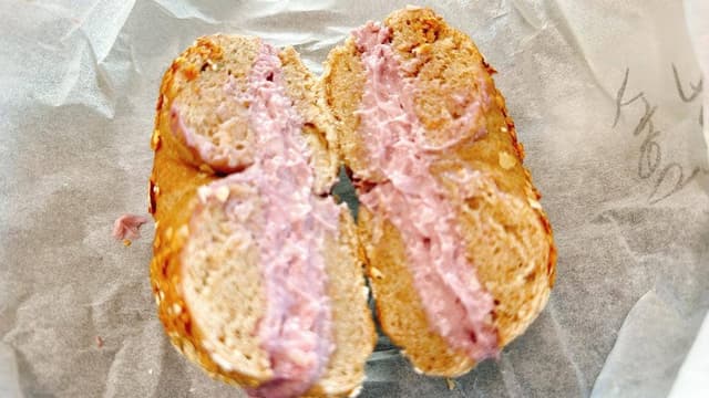 New New York Club Bagel & Sandwich Shop - サブ画像2