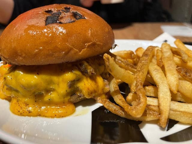 SHOGUN BURGER 心斎橋店 - サブ画像1