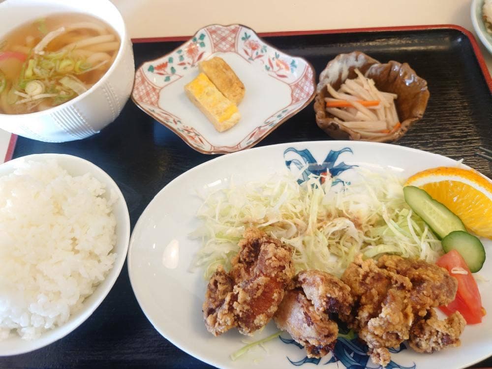 菜の華うどん店