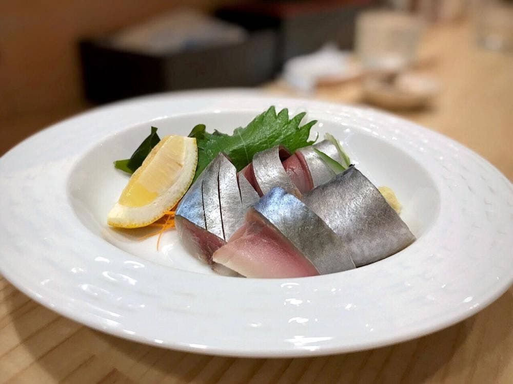 立ち寿司かめや