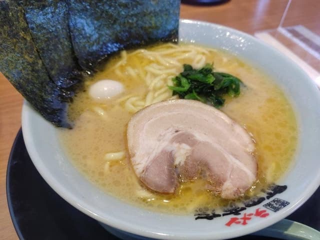 横浜家系ラーメン 町田商店 伊丹中野店 - サブ画像1